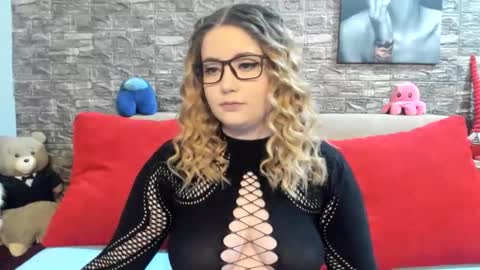 kalindahot online show from February 17, 7:02 pm