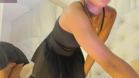    online show from November 29, 3:16 pm