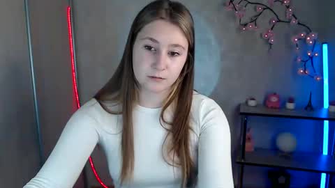 kamilla_love_ online show from June 8, 11:55 am