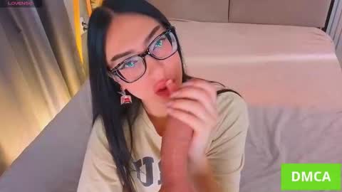 Snapshot of kanyesbabyyy chatting on September 18, 8:24 am Agata online show from September 18, 8:24 am