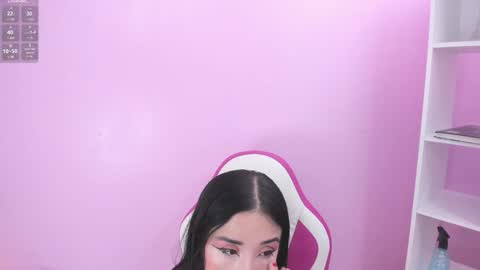Snapshot of kaory_azumi chatting on December 13, 3:32 pm kaory_azumi online show from December 13, 3:32 pm