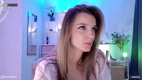 Julia online show from December 17, 12:16 am