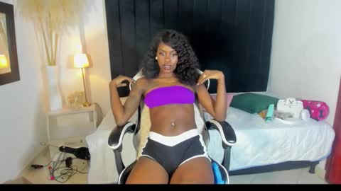 karen_adamss online show from February 13, 5:31 am
