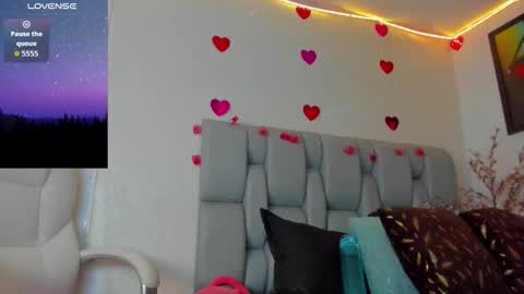 Snapshot of karin_grey69 chatting on September 17, 1:14 am Karin online show from September 17, 1:14 am