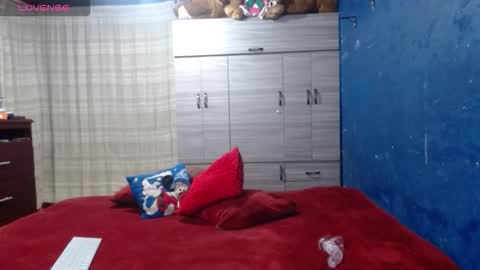 Snapshot of karina_kraus823140 chatting on October 29, 1:37 pm karina online show from October 29, 1:37 pm