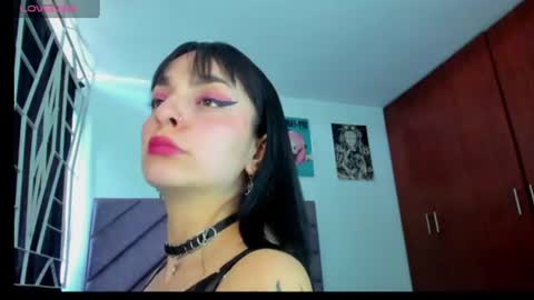 KARINNA  RAVEN online show from June 29, 9:58 pm