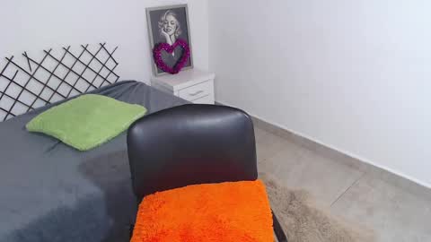 Karla online show from September 26, 3:20 pm