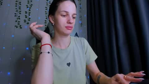 karla_lim online show from February 26, 11:59 pm