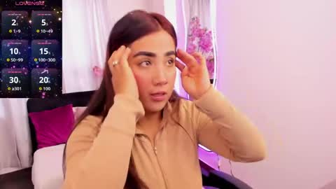 karol online show from April 11, 7:28 pm