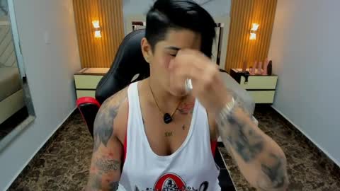 Karoll online show from April 9, 7:19 pm