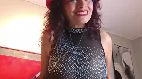 kasandra gomez online show from July 4, 12:34 pm