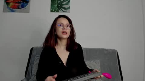 kassandra james online show from September 26, 11:52 am