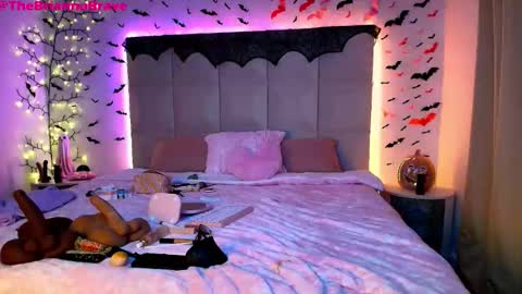 BriannaBrave online show from October 15, 4:15 am