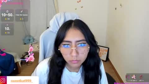 Snapshot of kat_ly_chan chatting on February 19, 12:33 pm Kat       online show from February 19, 12:33 pm