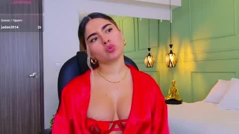 Kat online show from May 30, 12:03 pm