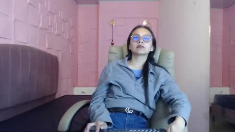 Katalina online show from March 25, 3:15 pm