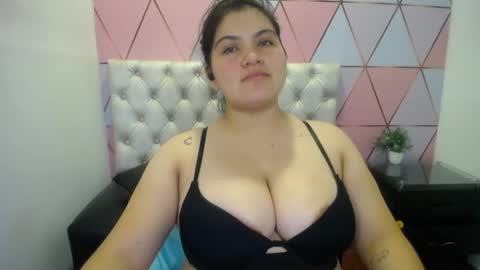 katalina santana25 online show from March 16, 5:44 am