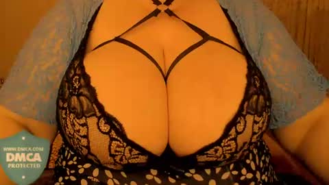 KatarinaMeggan      me live in Ukraine online show from June 14, 1:58 am