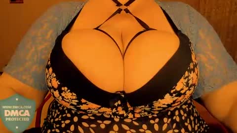 KatarinaMeggan      me live in Ukraine online show from June 18, 11:42 pm