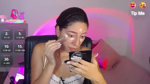 Carla Palmer online show from February 5, 2:03 am