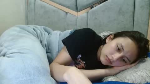 kate online show from April 11, 1:44 am