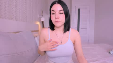 KATE online show from April 4, 6:56 am