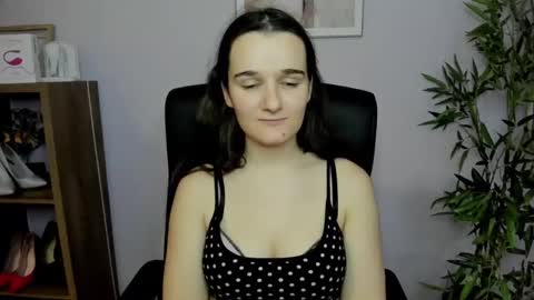 Snapshot of katedesire chatting on January 19, 5:39 pm Kate  online show from January 19, 5:39 pm