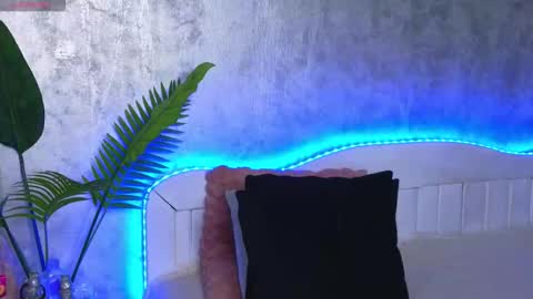 Snapshot of katey_riva35708 chatting on October 21, 7:07 pm KateyRiva online show from October 21, 7:07 pm