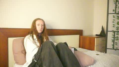 katharinedaggett online show from October 22, 7:57 am