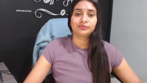 Call me Lau  online show from October 26, 4:35 pm