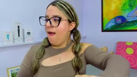 Khaterine online show from February 14, 12:40 pm