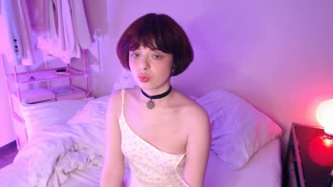 Katie Deville online show from March 19, 12:37 am