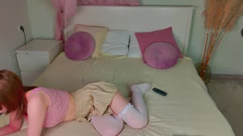 Katie online show from October 25, 2:03 pm