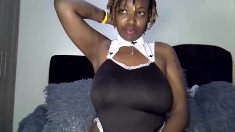 katrinashantel online show from December 16, 8:37 pm