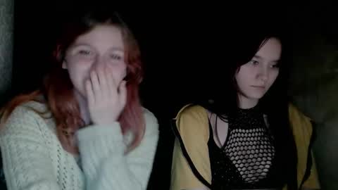 Snapshot of katrine_ine chatting on October 24, 9:22 pm katrine_ine online show from October 24, 9:22 pm