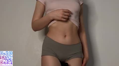 Snapshot of kattikiss chatting on September 19, 10:42 pm I dont know whats gonna happen today but my name is Katty and lets start being friends online show from September 19, 10:42 pm