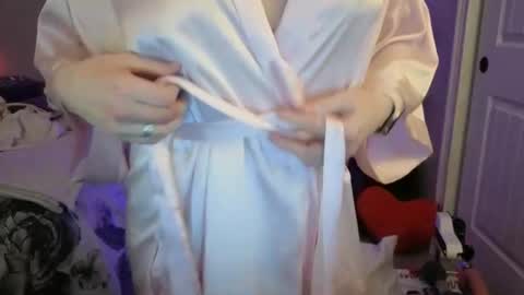 Josie live show Tuesday Wednesday and Thursday online show from February 5, 5:32 am