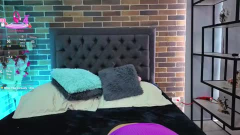 kattypaez online show from January 14, 6:24 pm