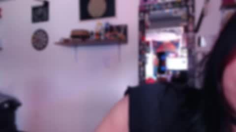 Snapshot of kattze chatting on January 11, 9:15 pm online show from January 11, 9:15 pm