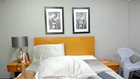 katuff online show from December 19, 4:16 am