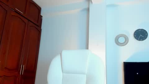 KATYAJHONSS online show from February 25, 9:35 pm