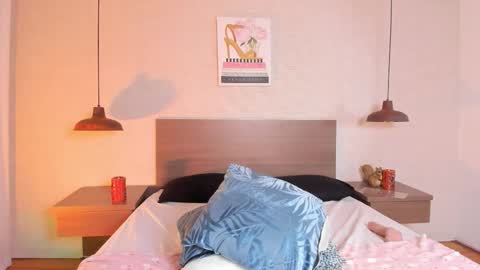 katy online show from November 19, 7:36 pm