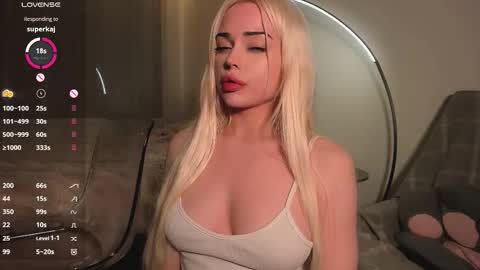 Snapshot of kaya_davis chatting on September 14, 8:40 pm My name Kaya but you can call me Angel online show from September 14, 8:40 pm