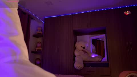 Kayla  online show from March 8, 12:42 am