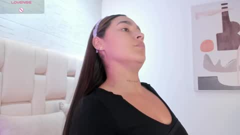 kaylee_scott_ online show from April 10, 7:53 pm