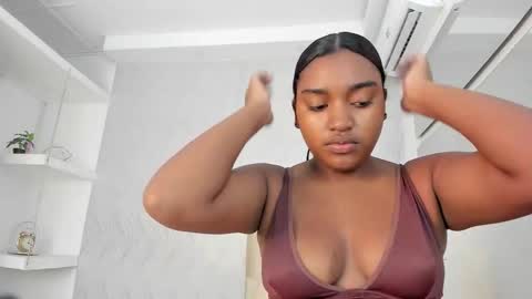 Kayna online show from March 22, 7:09 pm