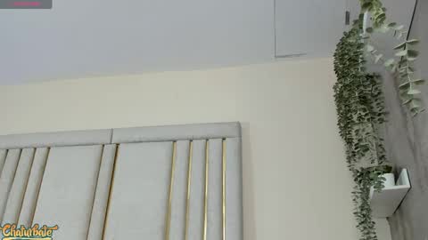 keirahartz online show from April 20, 11:46 am