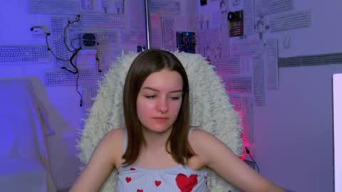 KellieBanshe online show from June 19, 9:35 am