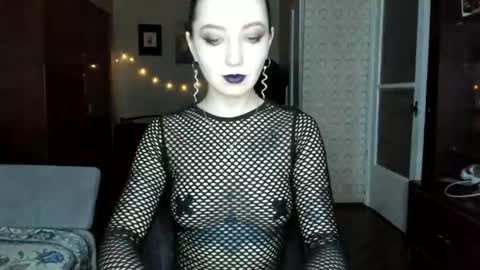 Snapshot of kellydark0111 chatting on February 4, 10:55 pm Mistress  online show from February 4, 10:55 pm