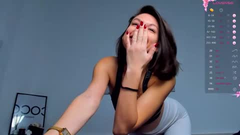 kellysmits online show from February 24, 4:44 am